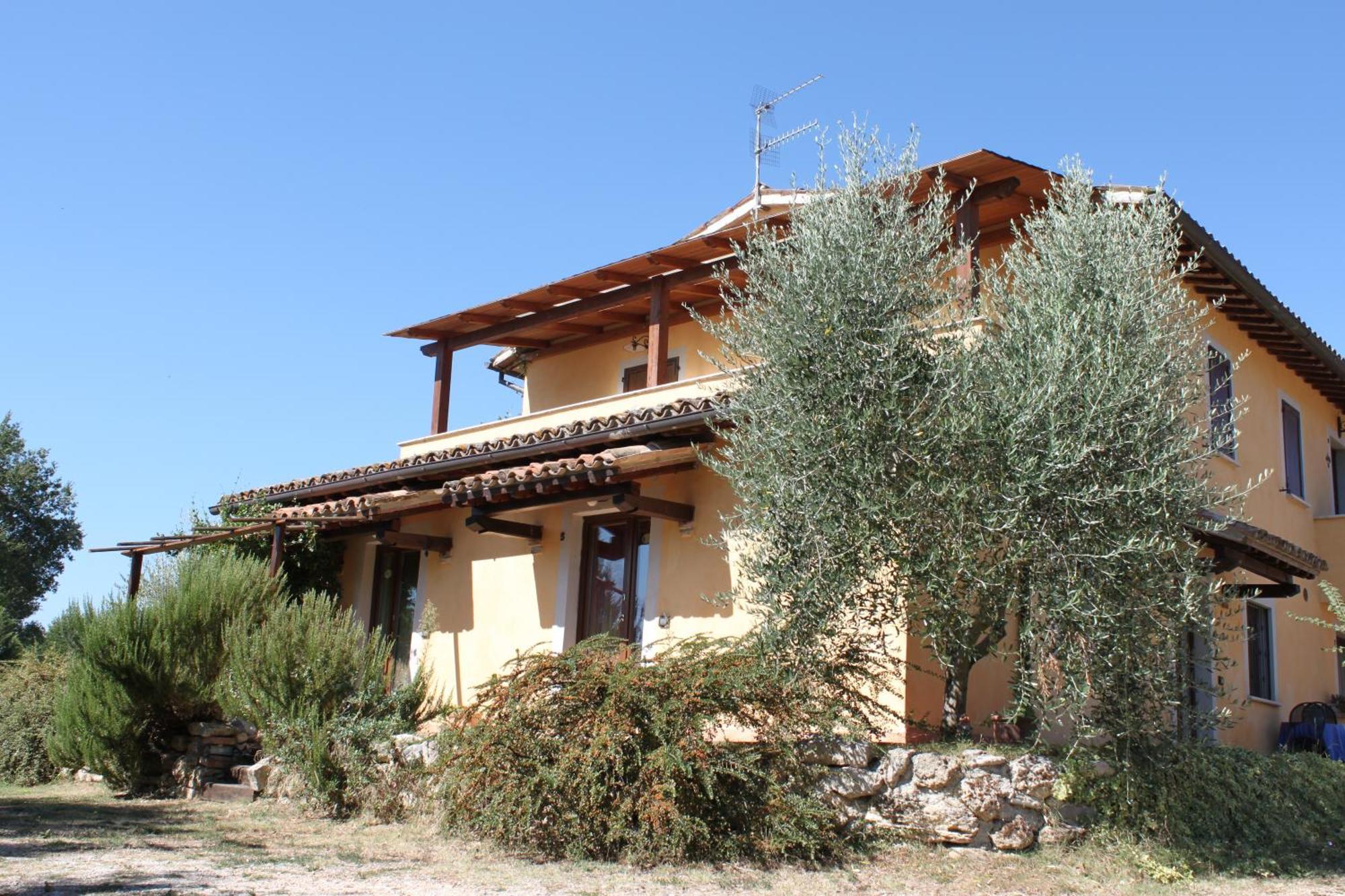 Villa La Casa Di Gelsomino à Massa Martana Extérieur photo